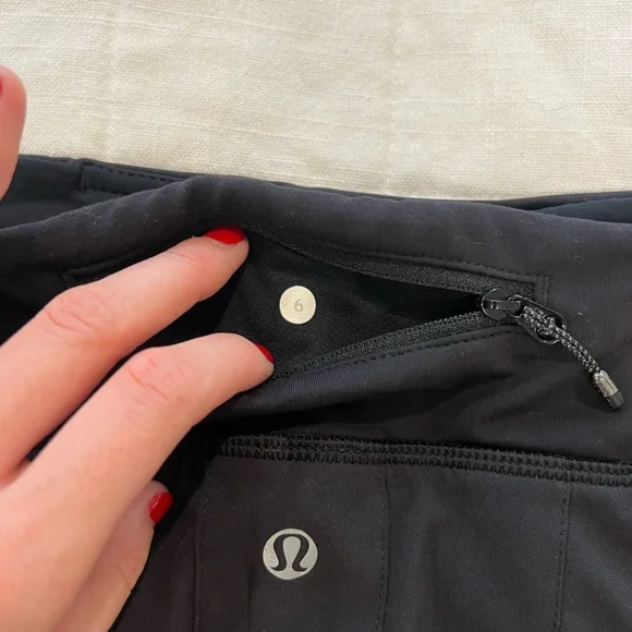 LuluLemon skirt - Picture 3 of 5